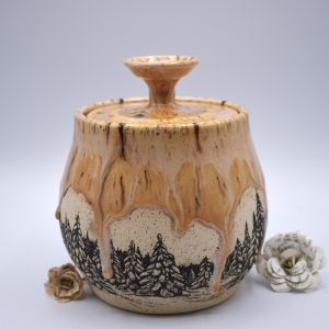 Caramel drizzle jar with snowy trees 6 cups