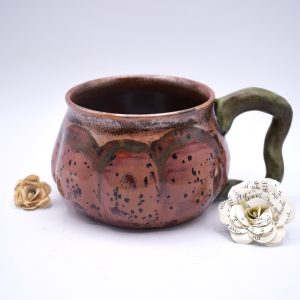 Peppered plum pumpkin mug 17 oz