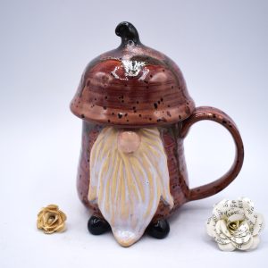 Peppered plum gnome mug 14 oz